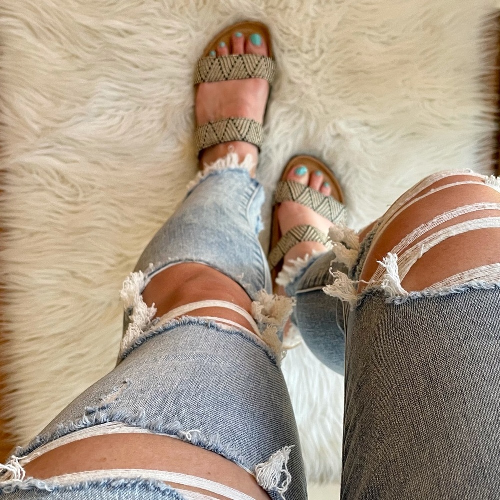 LAST FEW Aztec Tribal Woven Banded Footbed Sandals - Picture 7 of 16